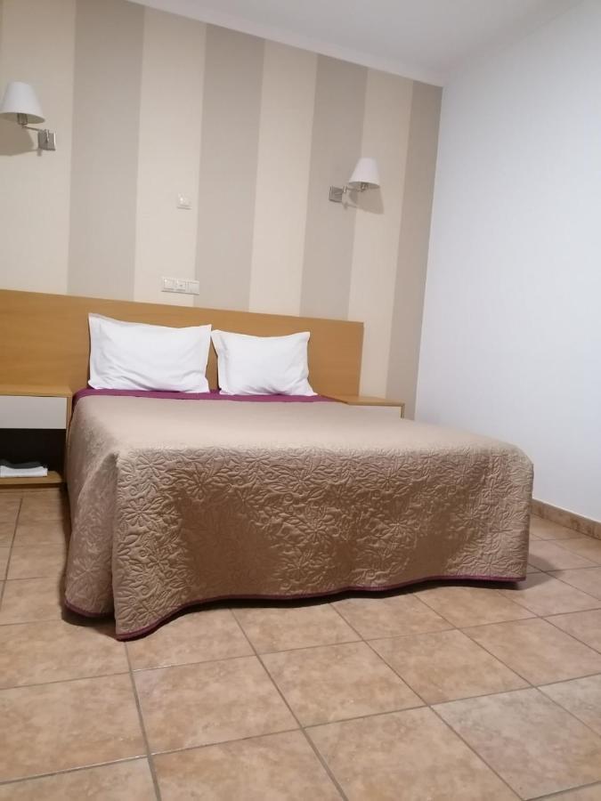 Hospedaria Dona Maria Беха Екстериор снимка