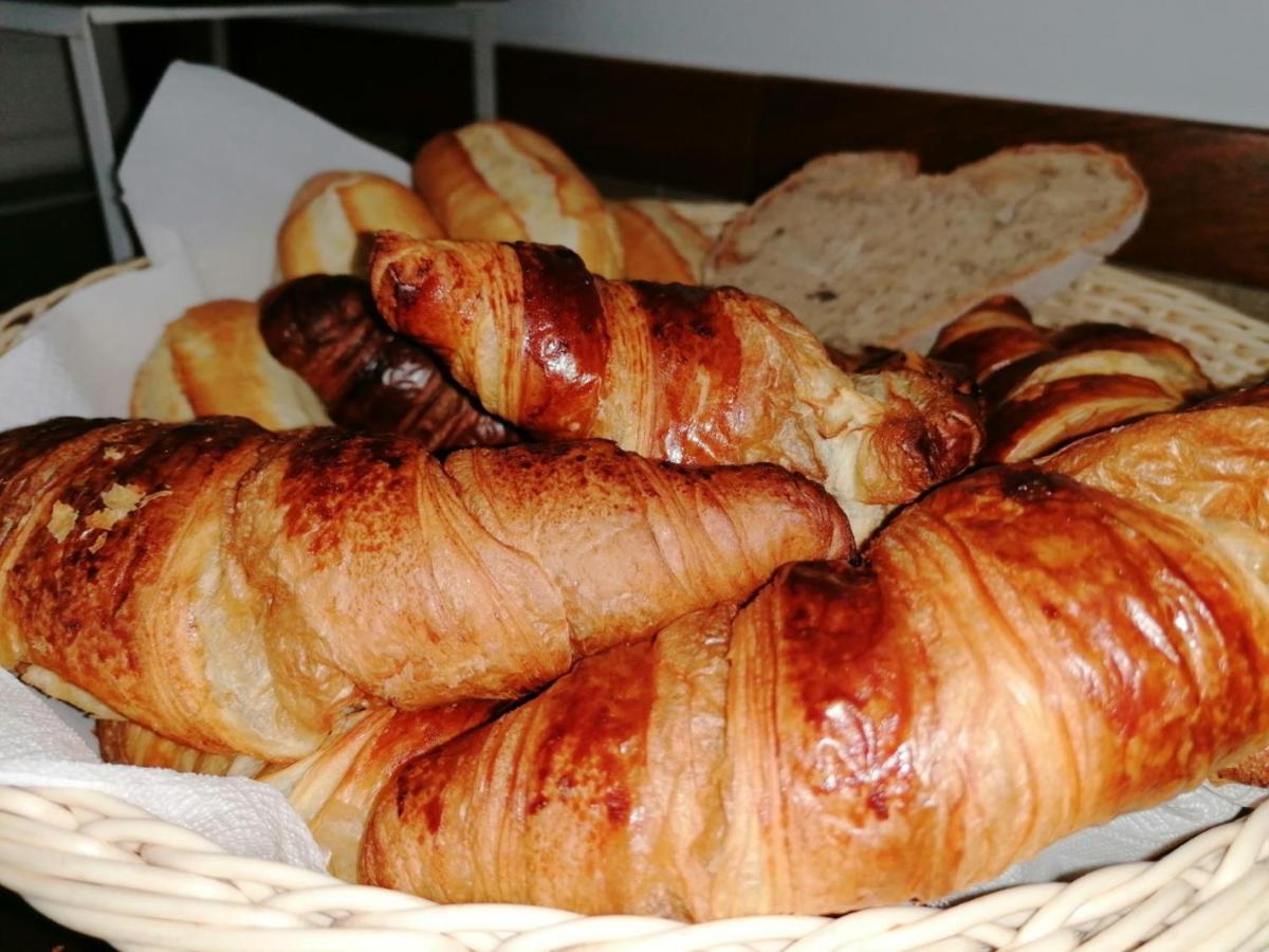 Hospedaria Dona Maria Беха Екстериор снимка